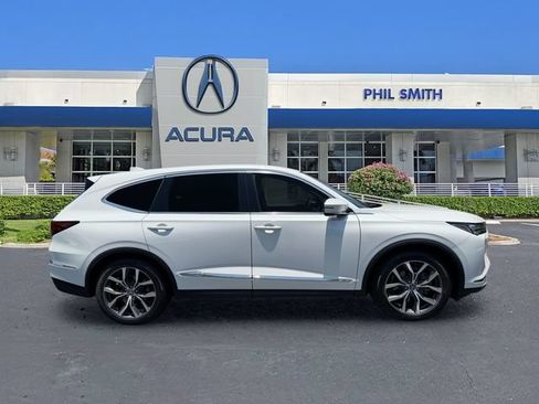 Certified 2024 Acura MDX FWD w/ Technology Package image 4