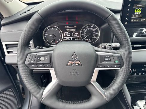New 2026 Mitsubishi Outlander AWD image 8
