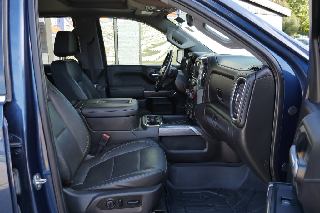 Used 2019 Chevrolet Silverado 1500 LTZ w/ LTZ Premium Package AWD/4WD image 11