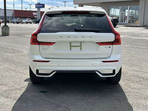 New 2026 Volvo XC60 B5 Ultra w/ Protection Package Premier image 4