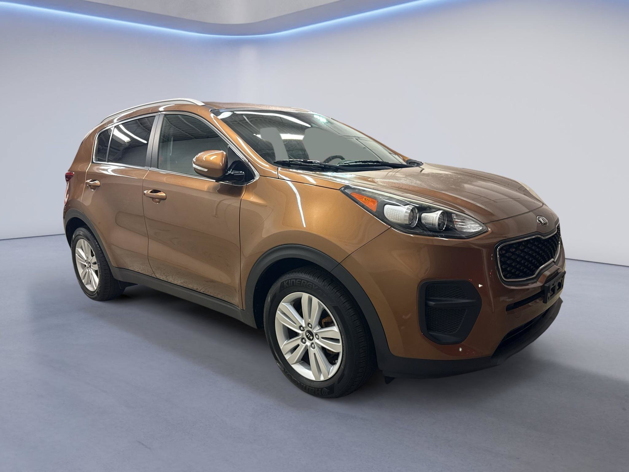 Used 2018 Kia Sportage LX w/ LX Technology Package FWD image 1
