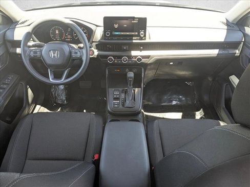 Used 2024 Honda CR-V LX image 17