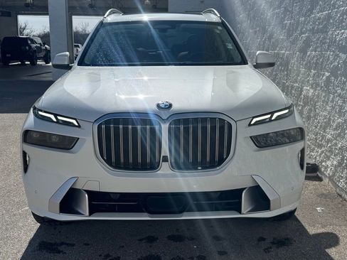 Used 2023 BMW X7 xDrive40i w/ Premium Package image 5