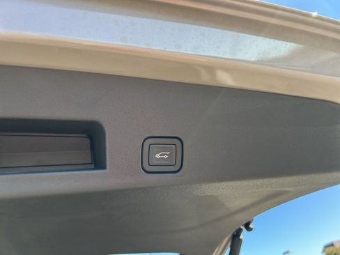 New 2026 Chevrolet Traverse Z71 w/ Enhanced Driving Package image 32