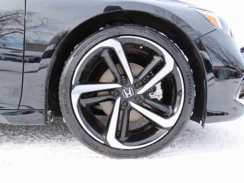 Certified 2022 Honda Accord Sport image 9