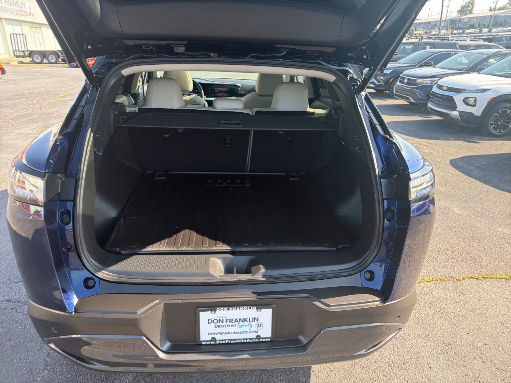 Certified 2025 Nissan Murano SL w/ Cargo Package AWD/4WD image 9