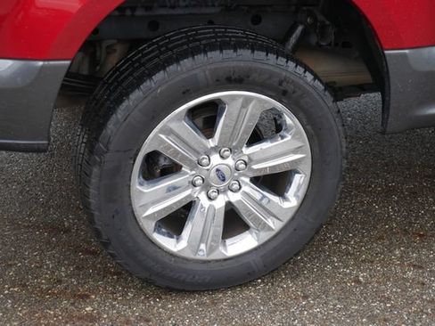 Used 2018 Ford F150 XLT w/ Equipment Group 302A Luxury AWD/4WD image 13