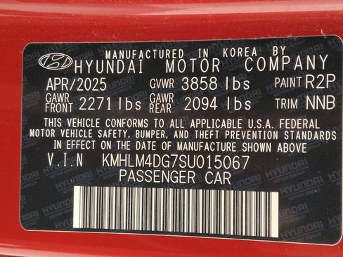 Used 2025 Hyundai Elantra Sport FWD image 33