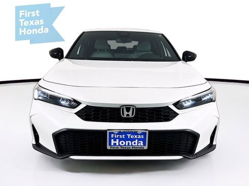 Used 2025 Honda Civic Sport image 2