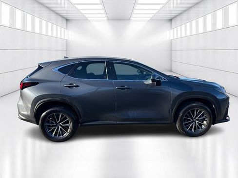 Certified 2023 Lexus NX 250 AWD image 4