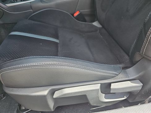 Used 2025 Toyota GR86 Premium RWD image 25