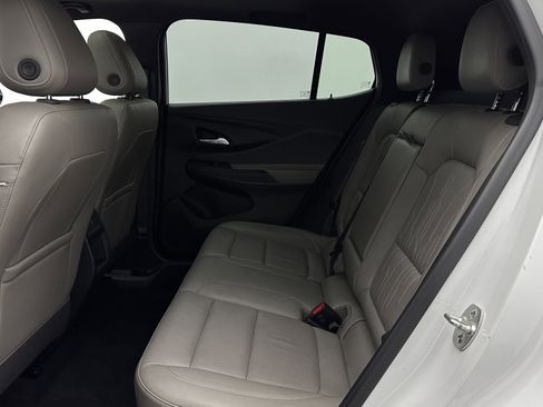 Used 2024 Buick Envista Avenir FWD image 26