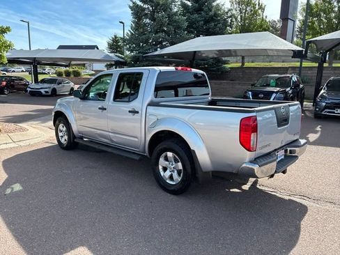 Used 2010 Nissan Frontier SE AWD/4WD image 7