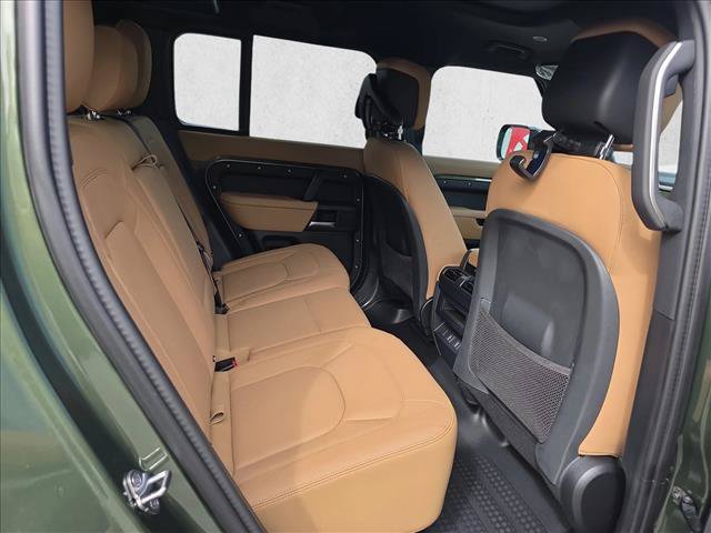 New 2026 Land Rover Defender 110 X-Dynamic SE AWD/4WD image 11