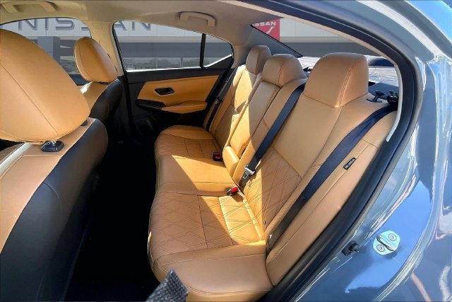 Used 2025 Nissan Sentra SV w/ SV Premium Package FWD image 22
