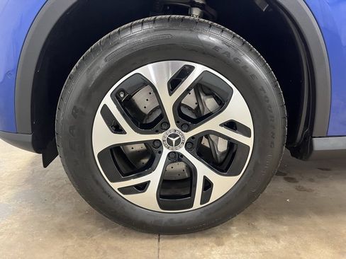 Certified 2025 Mercedes-Benz GLC 350e 4MATIC image 9