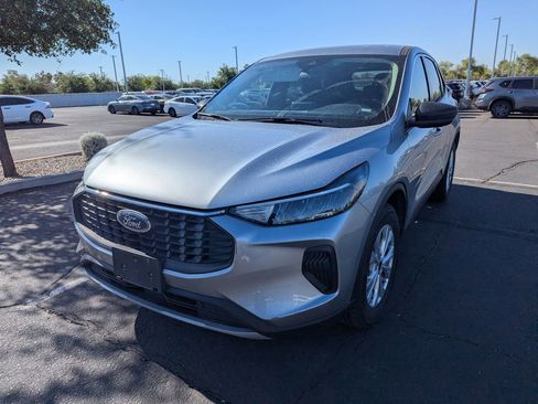 Used 2024 Ford Escape Active FWD image 2