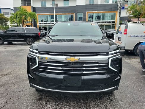 Used 2025 Chevrolet Tahoe LT image 3