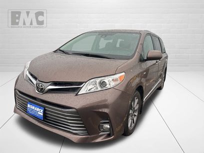 Used 2020 Toyota Sienna XLE