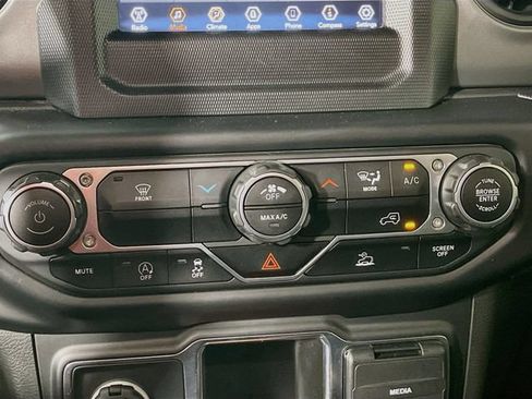 Used 2023 Jeep Wrangler Sport AWD/4WD image 16