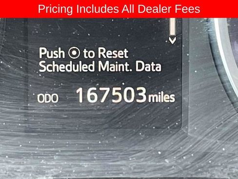 Used 2019 Toyota Highlander LE AWD/4WD image 24