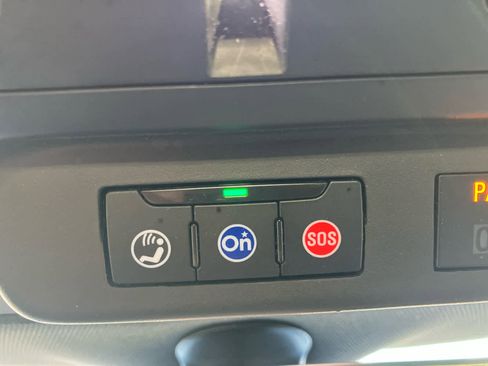 Used 2019 Chevrolet Camaro LT w/ RS Package image 22