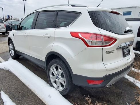 Used 2016 Ford Escape Titanium image 3