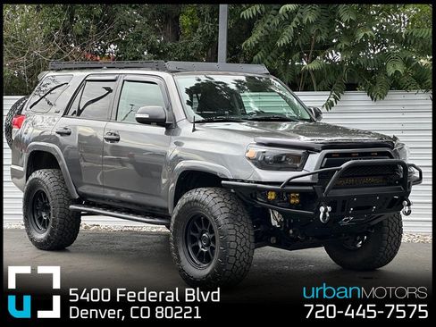 Used 2010 Toyota 4Runner Limited AWD/4WD image 1