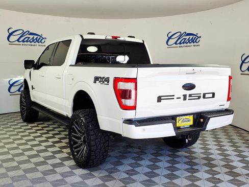 Used 2022 Ford F150 Lariat w/ Equipment Group 502A High AWD/4WD image 2
