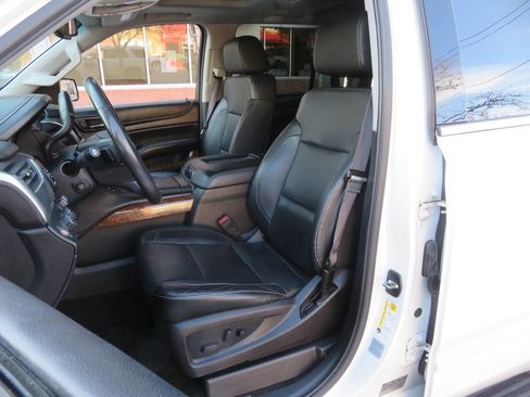 Used 2016 Chevrolet Tahoe LTZ image 9