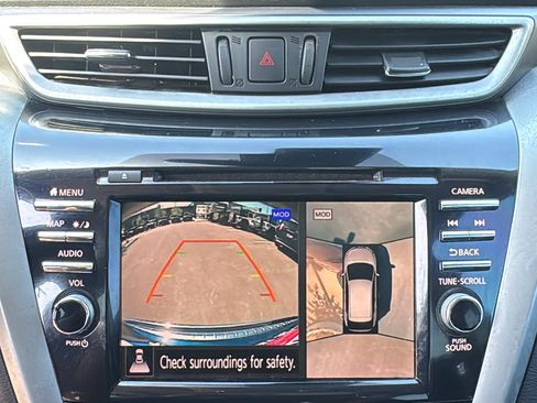 Used 2020 Nissan Murano Platinum w/ Cargo Package FWD image 19