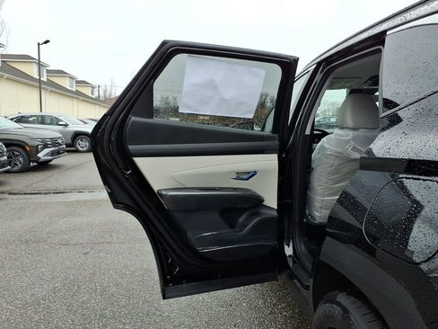New 2026 Hyundai Tucson SEL image 12