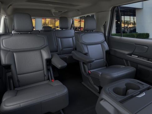 New 2026 Ford Expedition Max Active RWD image 11