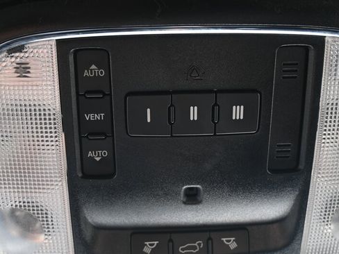 Used 2018 Dodge Durango SRT w/ Technology Group image 48