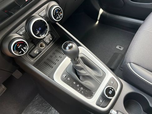 New 2026 Hyundai Venue SEL FWD image 27
