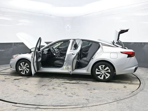 Used 2021 Nissan Altima 2.5 S image 42