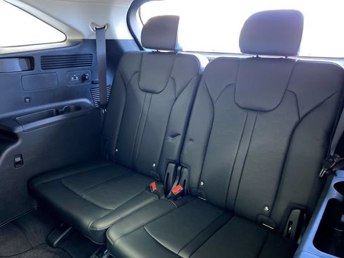 Used 2026 Kia Sorento S w/ S Panoramic Sunroof Package FWD image 35