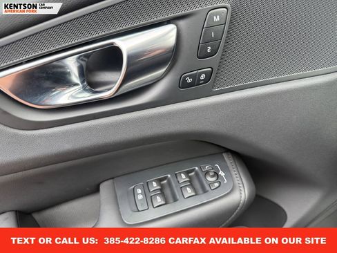 Used 2025 Volvo XC60 B5 Plus image 21