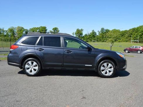 Used 2010 Subaru Outback 2.5i Premium w/ Protection Package 1A image 55