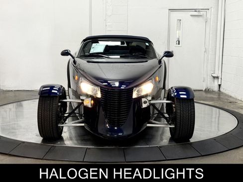 Used 2001 Chrysler Prowler RWD image 3