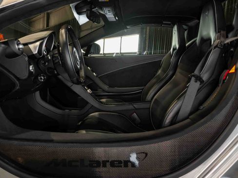 Used 2016 McLaren 650S Spider RWD image 52