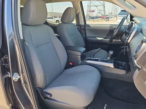 Used 2022 Toyota Tacoma SR5 RWD image 24