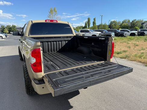 Used 2018 Toyota Tundra Limited w/ Limited Premium Package AWD/4WD image 13