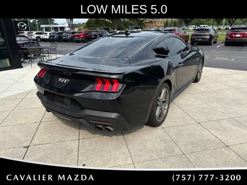 Used 2025 Ford Mustang GT RWD image 6