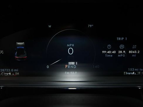 Used 2025 Lincoln Corsair FWD image 11