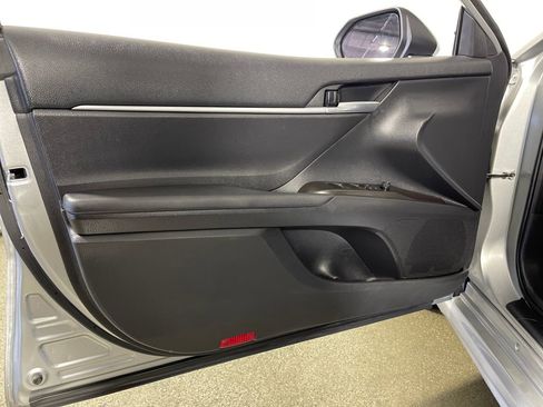 Certified 2023 Toyota Camry SE image 17