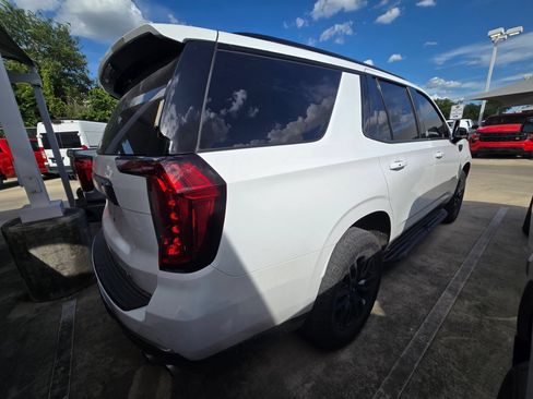 Certified 2024 GMC Yukon AT4 w/ Technology Package AWD/4WD image 9