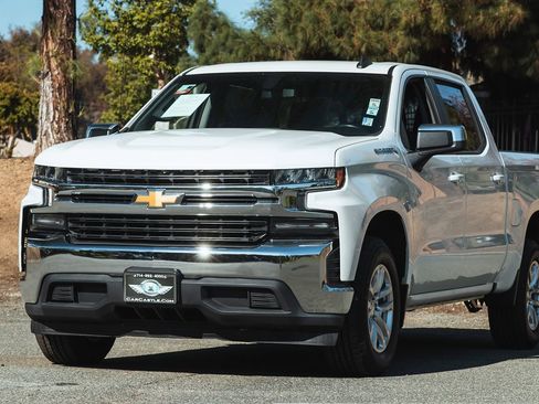Used 2020 Chevrolet Silverado 1500 LT w/ All-Star Edition image 3