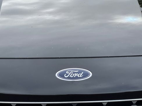 Used 2022 Ford Escape Titanium w/ Titanium Elite Package image 51