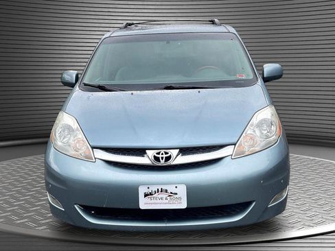 Used 2006 Toyota Sienna XLE Limited AWD/4WD image 2